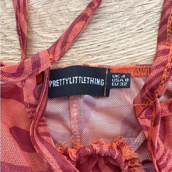 PrettyLittleThing - Swirl O Ring Mesh Mini Beach Dress in Burnt Orange - Picture 3 of 4